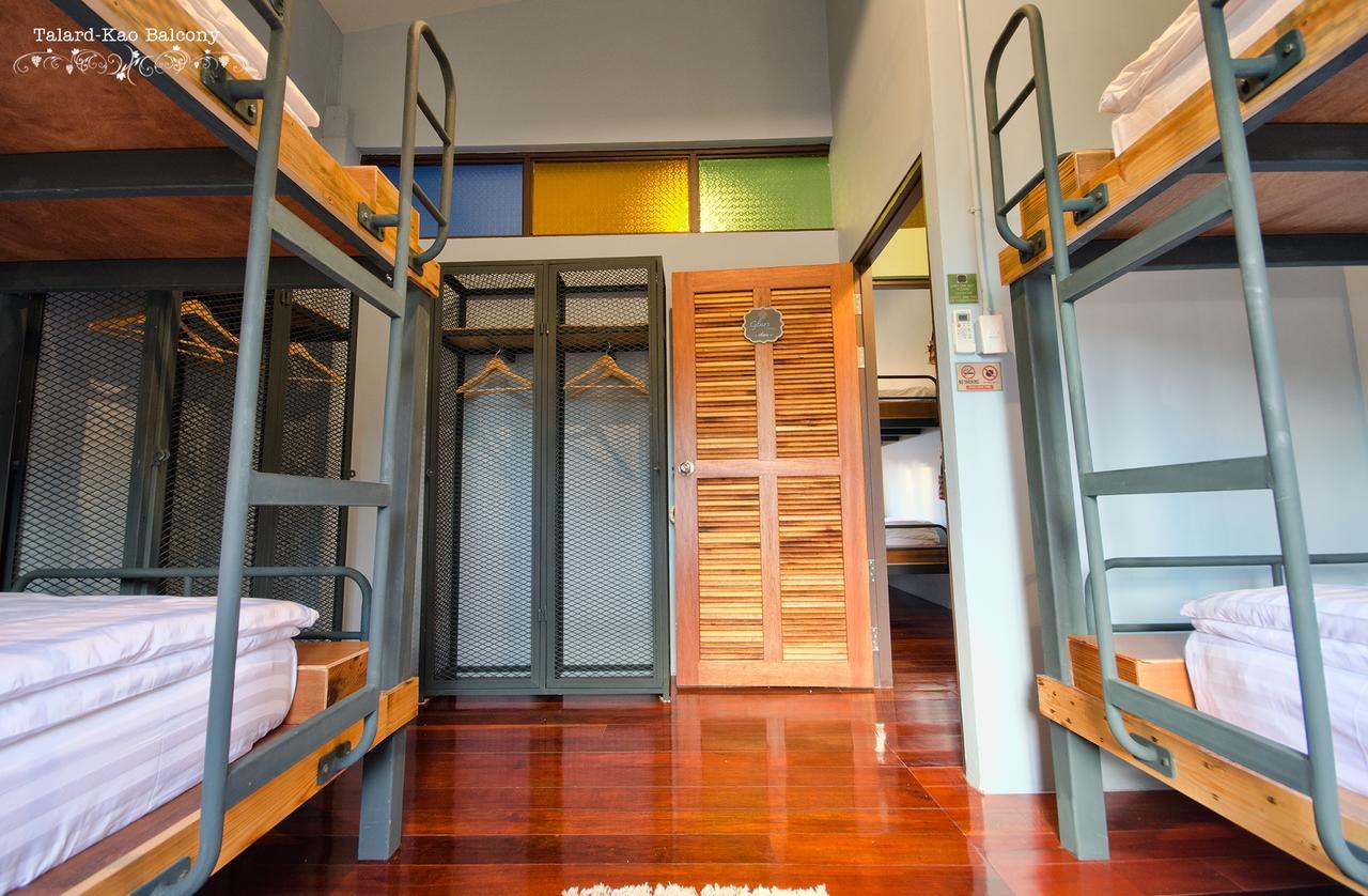 Talardkao Balcony Krabi Hostel Bagian luar foto