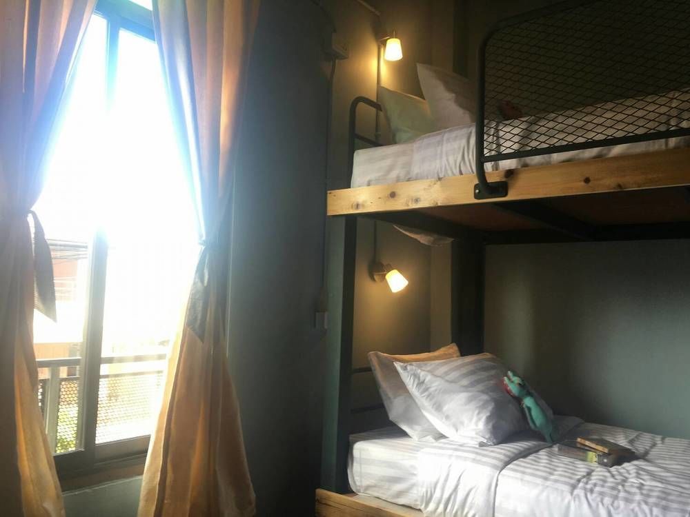 Talardkao Balcony Krabi Hostel Bagian luar foto